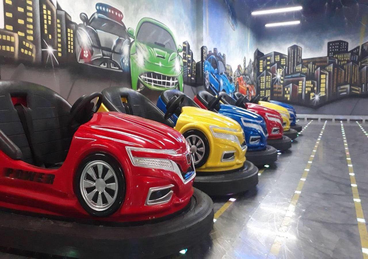 ยูโฟเรีย โฮเต็ล บาตูมี-ใหม่ Hotel บาทูมิ ภายนอก รูปภาพ The bumper car track at the centre