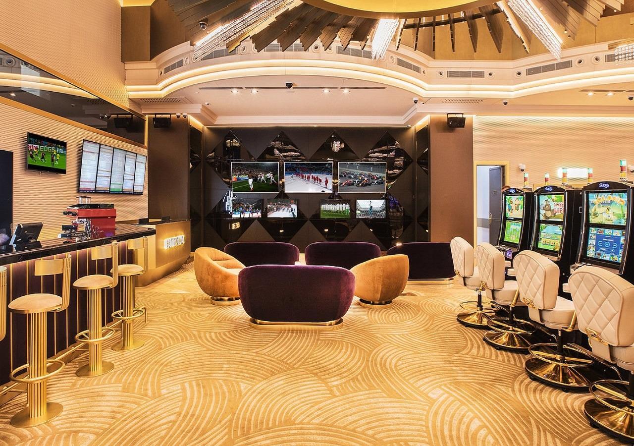 ยูโฟเรีย โฮเต็ล บาตูมี-ใหม่ Hotel บาทูมิ ภายนอก รูปภาพ Sportsbet.io Lounge at the Hong Kong International Convention and Exhibition Centre