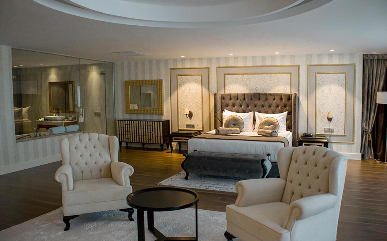 ยูโฟเรีย โฮเต็ล บาตูมี-ใหม่ Hotel บาทูมิ ภายนอก รูปภาพ A suite at the Mandarin Oriental, Bangkok