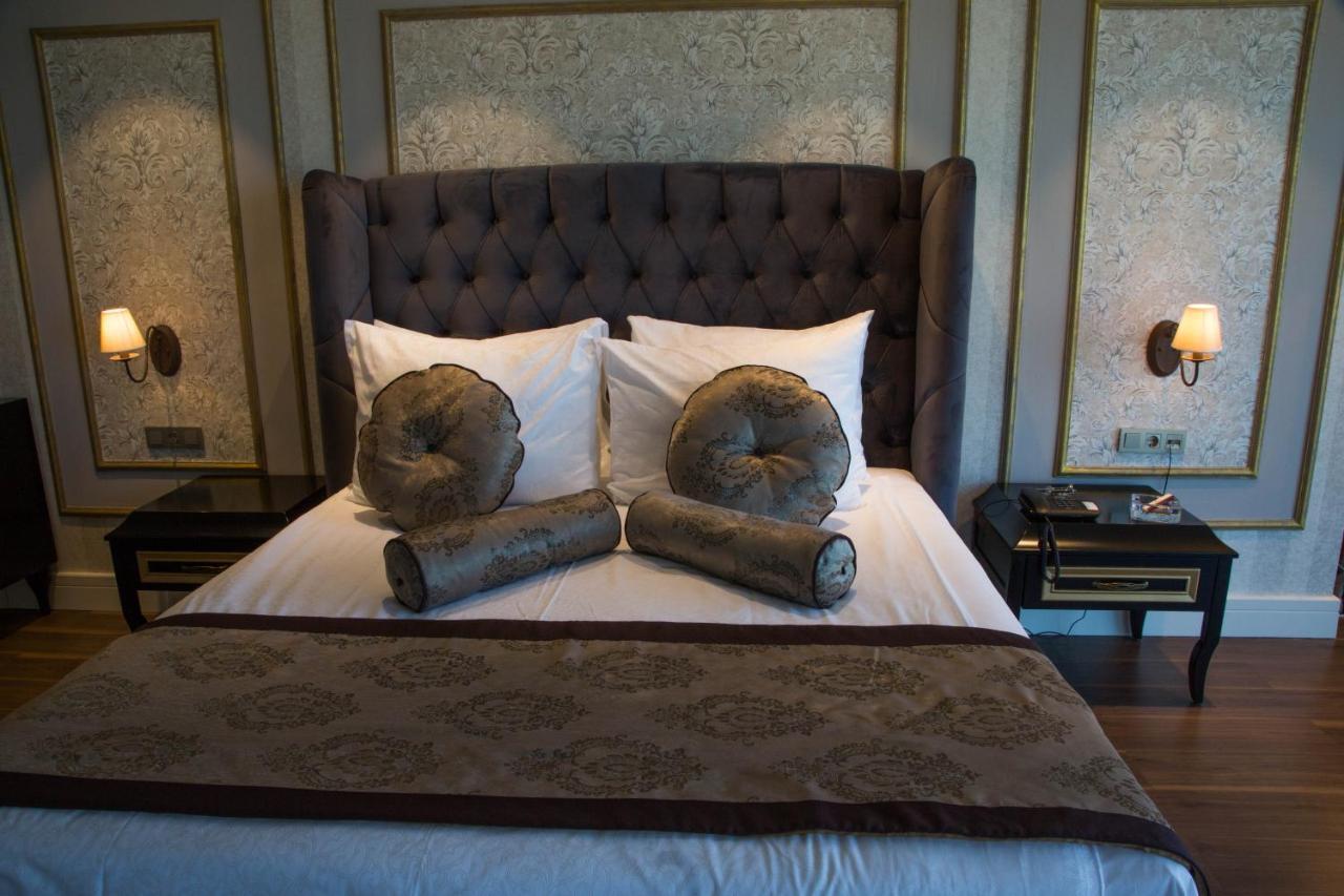 ยูโฟเรีย โฮเต็ล บาตูมี-ใหม่ Hotel บาทูมิ ภายนอก รูปภาพ